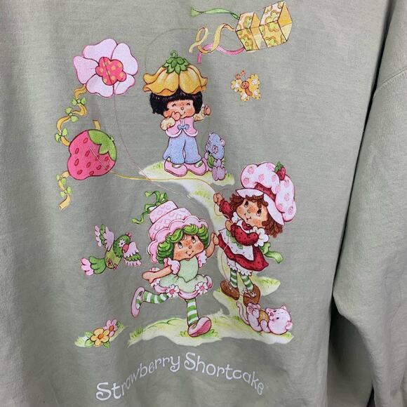 Strawberry Shortcake Sweatshirt Green Flying Kites Pullover Women's Size OS - Picture 6 of 10
